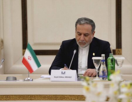 دیدار وزیر امور خارجه با رئیس مجلس ملی جمهوری آذربایجان