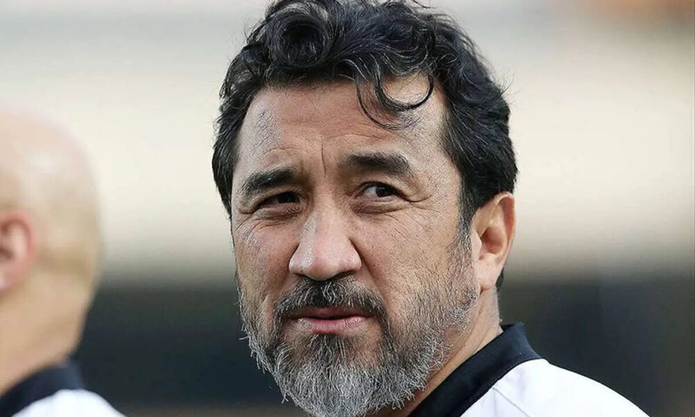 خداداد عزیزی کوتاه بیا نیست: آن کلمه را همه می‌گویند!