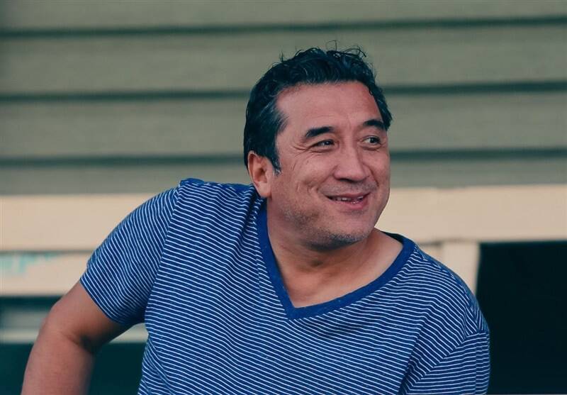 به خداداد عزیزی آنتن ندهید به خداداد عزیزی آنتن ندهید