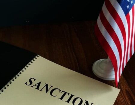 ورود به آمریکا مشروط به ۵ سال سابقه شبکه‌های اجتماعی