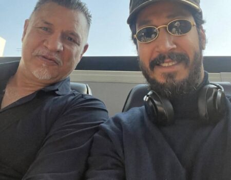 بازیگر معروف در کنار علی دایی +عکس