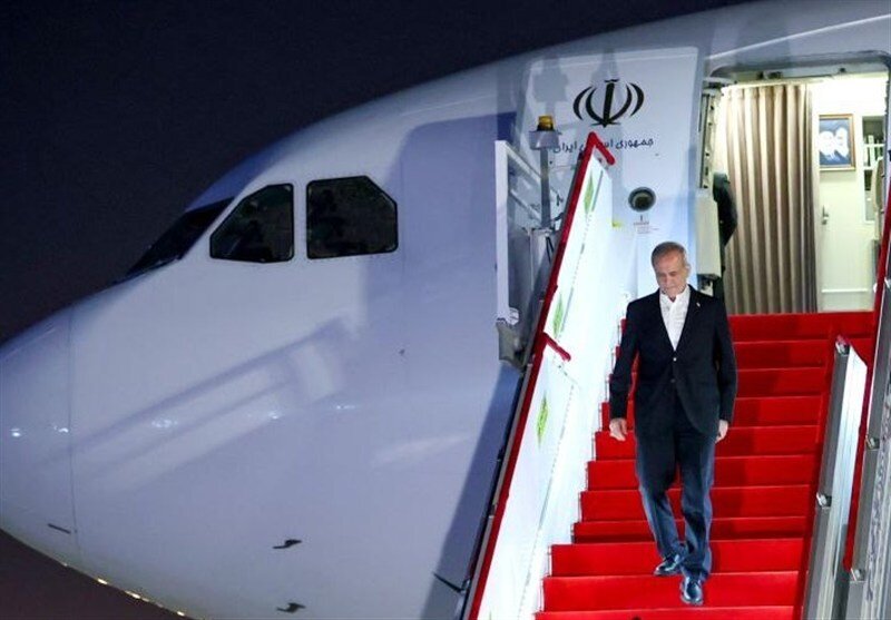 پزشکیان وارد آستانه پایتخت قزاقستان شد پزشکیان وارد آستانه پایتخت قزاقستان شد