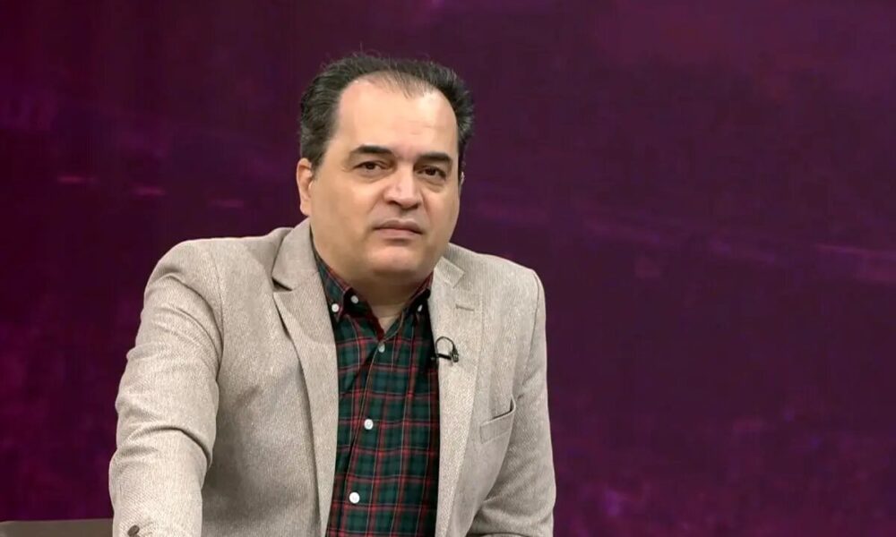 پیمان یوسفی روی آنتن زنده از خجالت خداداد عزیزی درآمد +ویدیو