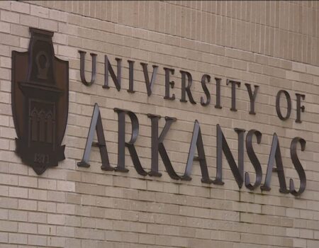 اخراج استاد ایرانی دانشگاه آرکانزاس، رسوایی دیگر آمریکا در نقض حقوق بشر است