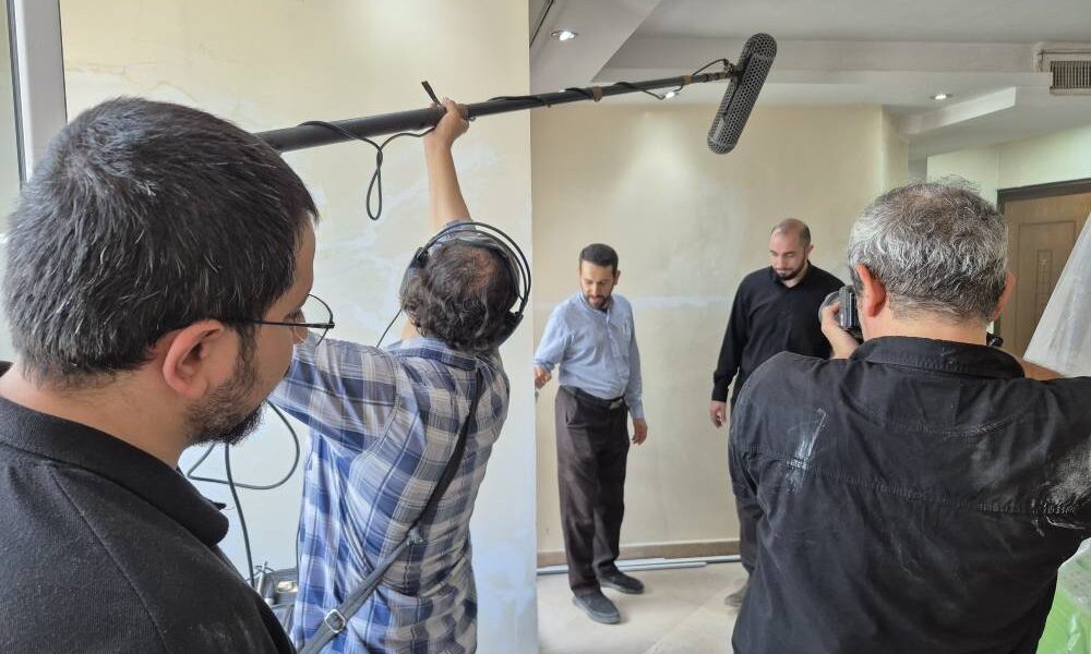 اکران دوم مستند «کوچه دوست» در جشنواره حقیقت؛ نگاه سه نوجوان به یک کوچه زخمی اکران دوم مستند «کوچه دوست» در جشنواره حقیقت؛ نگاه سه نوجوان به یک کوچه زخمی