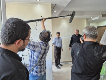 اکران دوم مستند «کوچه دوست» در جشنواره حقیقت؛ نگاه سه نوجوان به یک کوچه زخمی