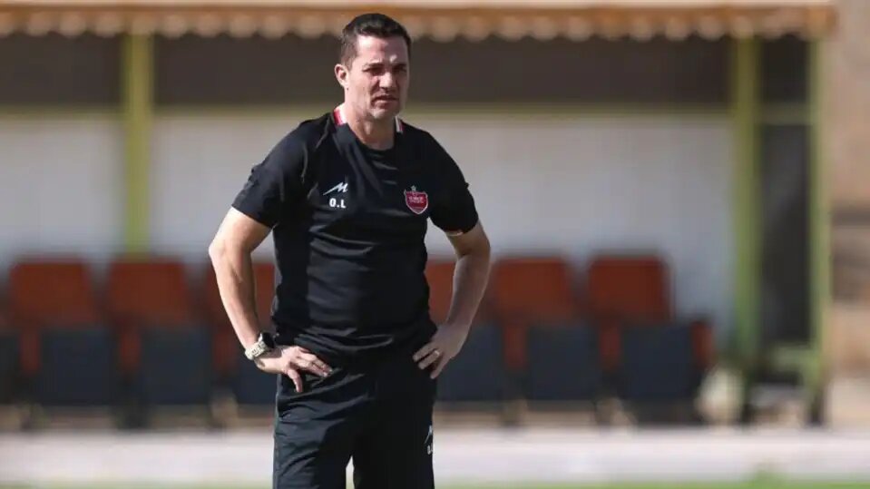 سرمربی پرسپولیس خواستار یک بند جدید در قراردادش شد