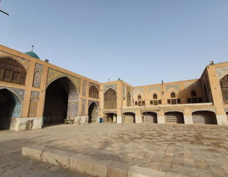 نفس بزرگترین مسجد قاجاری اصفهان به شماره افتاد