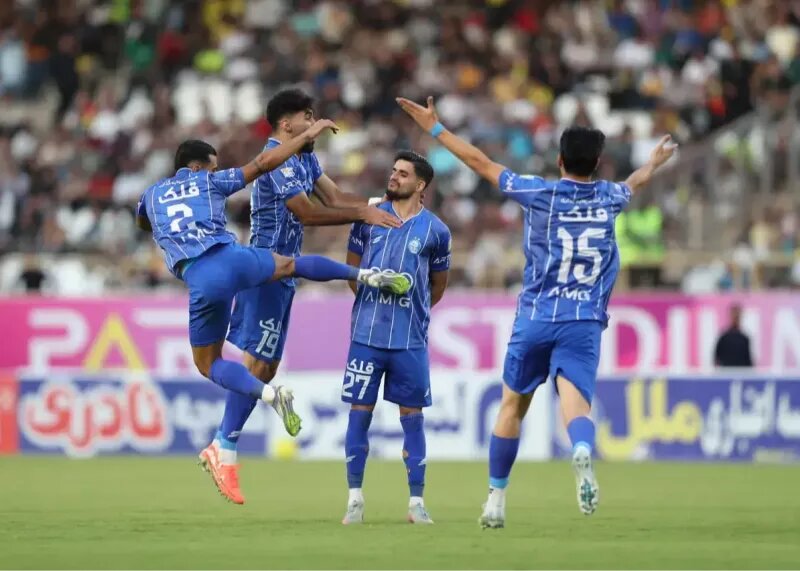 استقلال با دو تغییر مهم برابر خیبر! استقلال با دو تغییر مهم برابر خیبر!