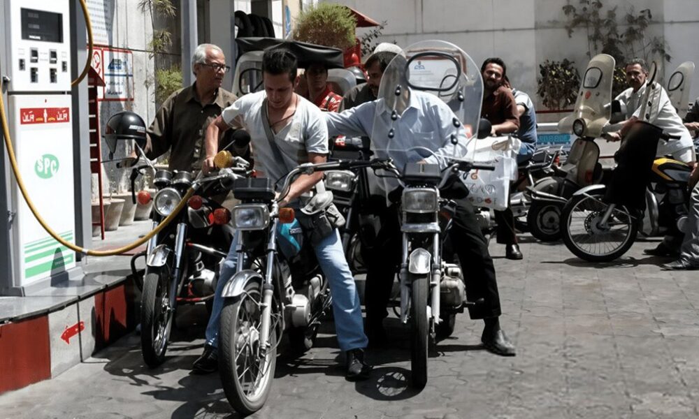 خبر جدید دولت برای بنزین موتورسوارها خبر جدید دولت برای بنزین موتورسوارها