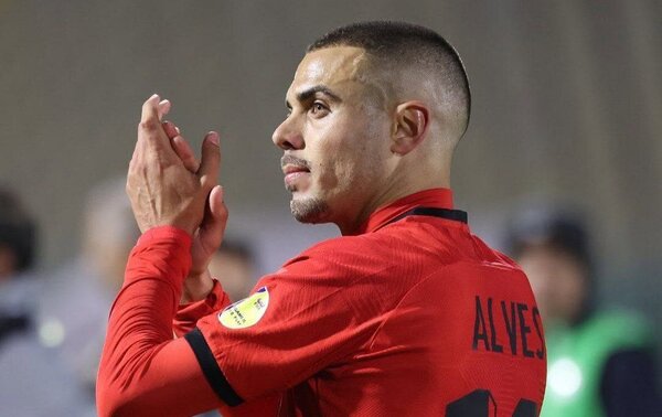 محرومیت سنگین در انتظار بازیکن سپاهان؛ فیفا خط‌نگاری را آغاز کرد