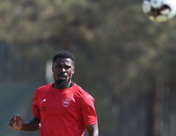 بازیکن جنجالی از پرسپولیس رفتنی شد بازیکن جنجالی از پرسپولیس رفتنی شد