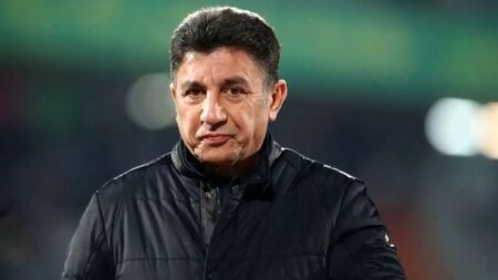 قلعه‌نویی چه کسی را به عنوان بهترین فوتبالیست جهان معرفی کرد؟