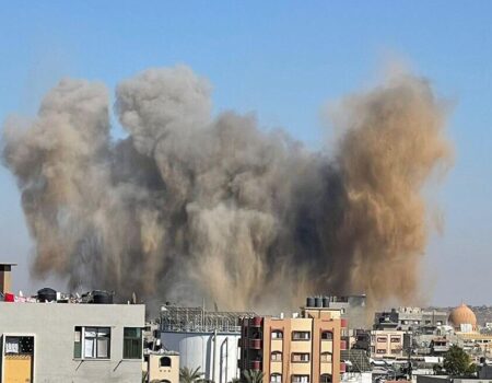 حمله توپخانه‌ای به مدرسه محل اسکان آوارگان فلسطینی