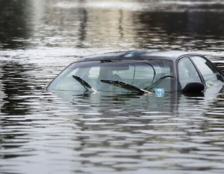 شمار جانباختگان سیلاب جنوب کشور به ۷ نفر رسید
