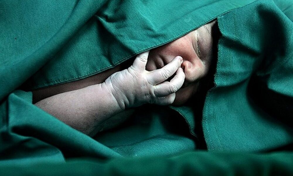 آمار وحشتناک کاهش ازدواج و باروری؛ این زلزله ۷ ریشتری با خانواده و جامعه ایرانی چه کرد؟