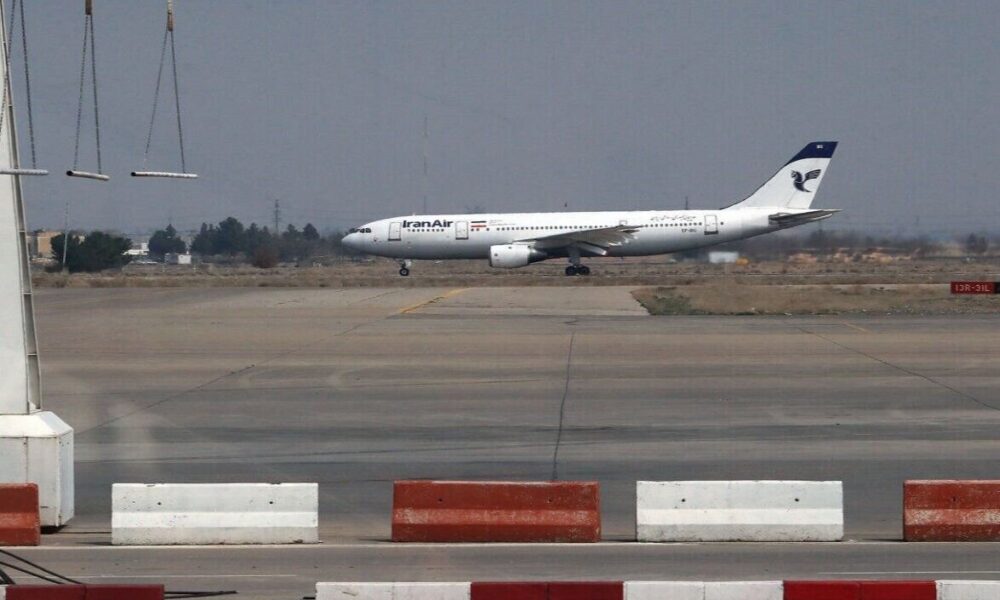 همه فرودگاه‌های کشور عملیاتی است/ مسافران قبل از عزیمت به فرودگاه‌ها با ۱۹۹ تماس بگیرند