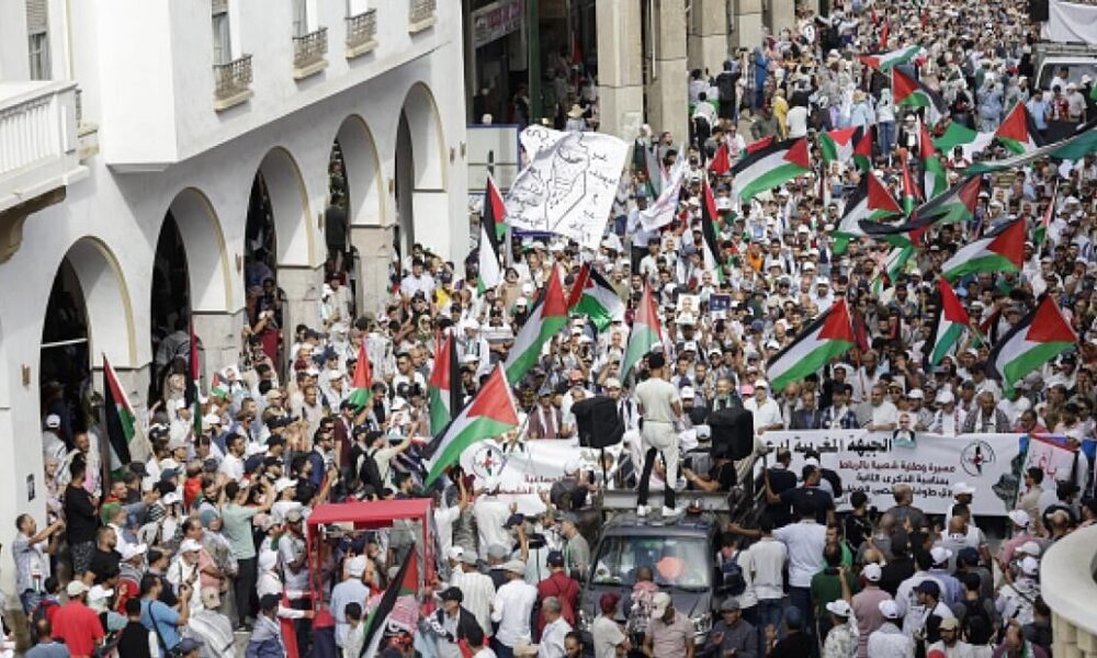 تظاهرات مردم مغرب در حمایت از فلسطین و مخالفت با عادی سازی روابط با رژیم اسرائیل