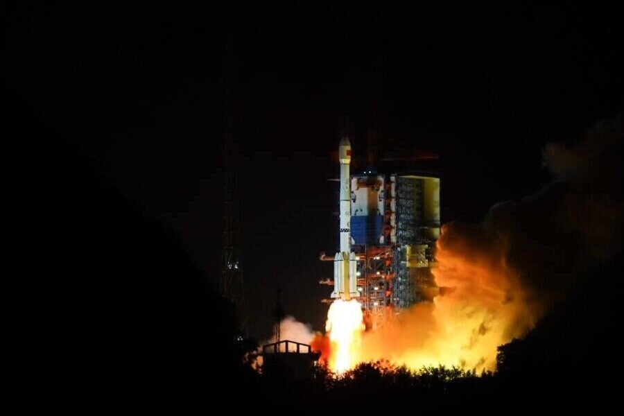 چین برای سومین بار طی یک‌ماه سفینه جدیدی به فضا پرتاب کرد