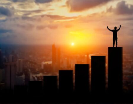 دلیل واقعی افزایش و سقوط درآمدها چیست؟