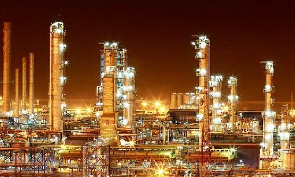 دولت بزرگترین پالایشگاه ایران را می‌فروشد