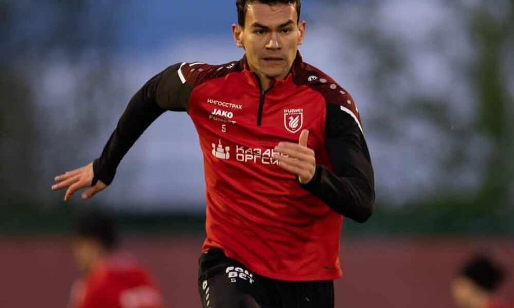 سوپراستار استقلال را بشناسید