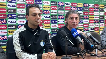 ساپینتو تکلیف رامین رضاییان را روشن کرد/ سرمربی سابق حواسش را جمع کند