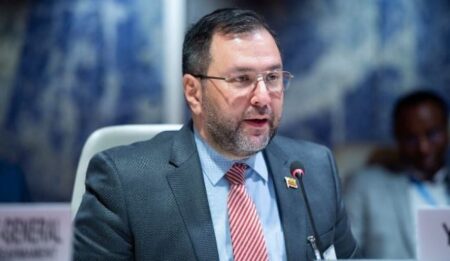 وزیر خارجه ونزوئلا: مادورو دستور اعلام حالت فوق العاده در کشور را صادر کرده است