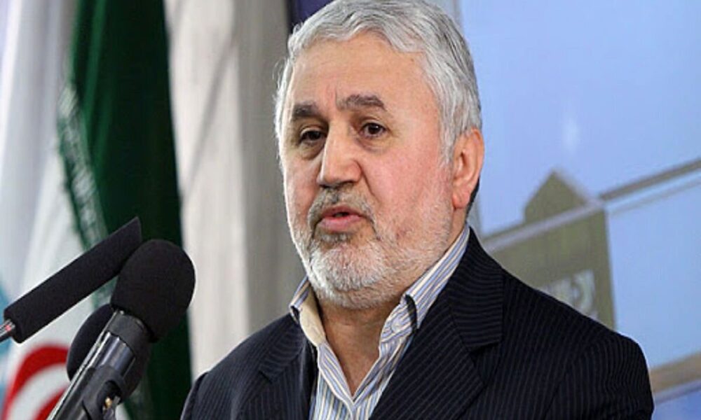 با چشمان باز ببینیم