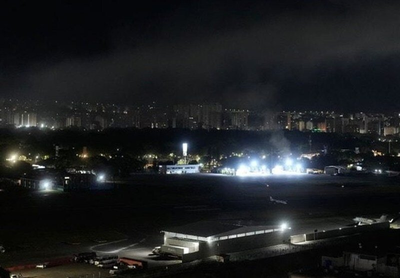 آخرین وضعیت ونزوئلا | صدای انفجار و تیراندازی در نزدیکی کاخ ریاست‌جمهوری