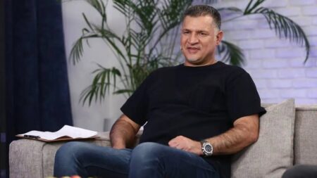 علی دایی جواب حمله نماینده مجلس را داد: هذیان گفته/ به جای من درباره میلیاردها دلار اختلاس...