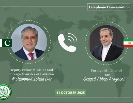 گفت‌وگوی تلفنی وزیران خارجه ایران و پاکستان با محوریت تحولات منطقه‌ای