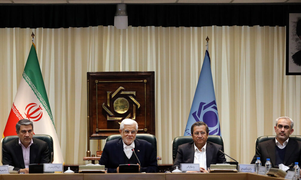 اولویت دولت تأمین و تضمین امنیت غذایی و بهبود معیشت مردم است