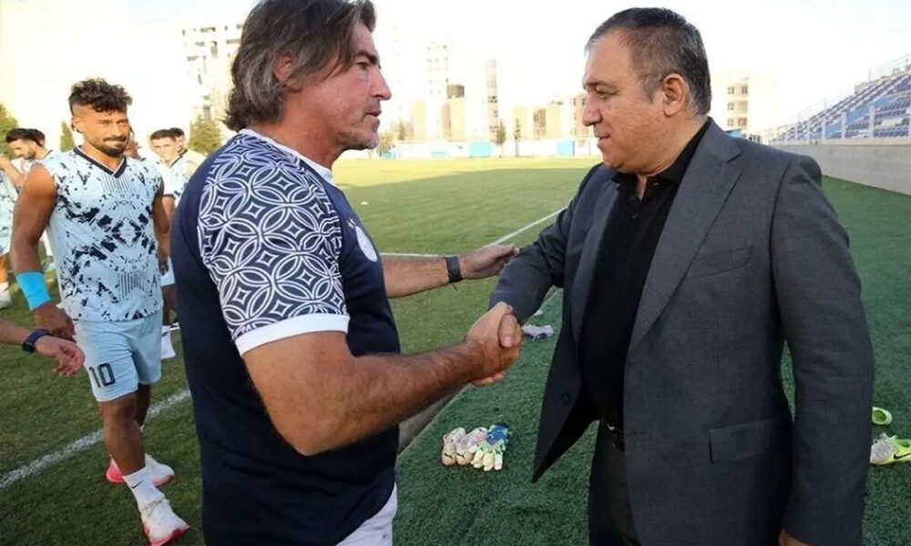 در رختکن استقلال چه گذشت؟/ ساپینتو با دیدن این فرد به سیم آخر زد!