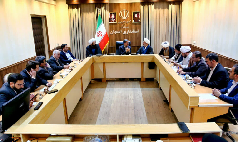 حمایت بی‌قید و شرط استاندار اصفهان از اجرای طرح‌های مولد اشتغال‌ پایدار در غرب استان