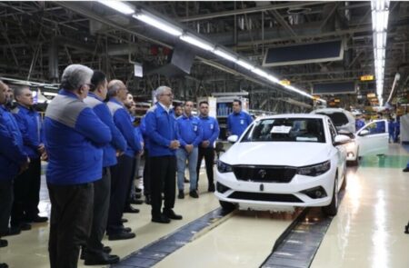 افزایش قیمت اعلامی ایران‌خودرو مجوز قانونی ندارد