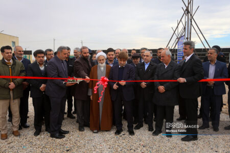 آیین بهره‌برداری از نیروگاه ۸/۵ مگاواتی در شهرک صنعتی مورچه خورت