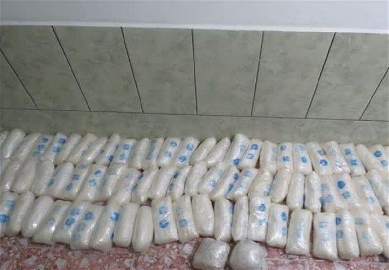 ناکامی قاچاقچیان در توزیع ۱۴۸ کیلوگرم شیشه در ملارد