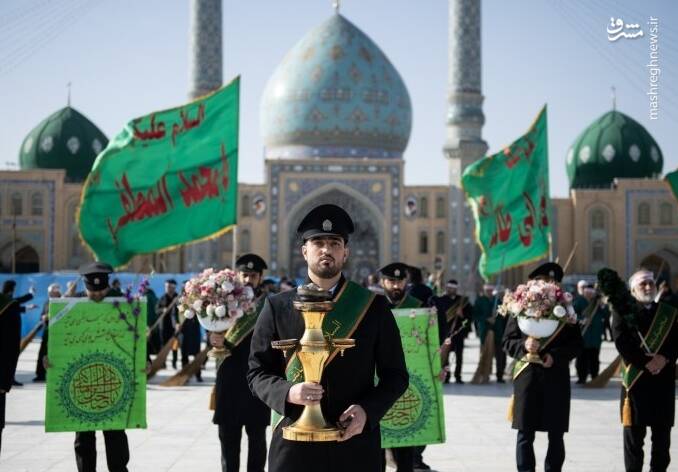 عکس/ آیین جاروکشی مسجد مقدس جمکران