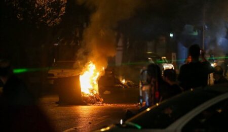 رقص و پایکوبی در سوگواری، تصویری تازه از بیان اعتراض است!