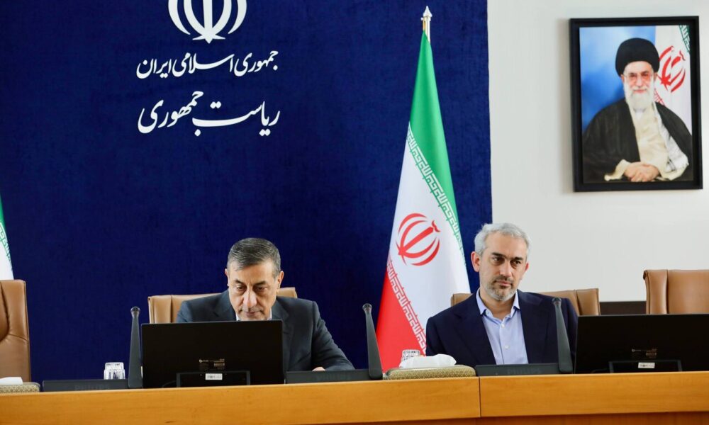 هدف دولت، اختصاص هدفمند منابع بانکی به استان‌ها است