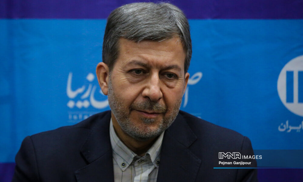 «قطع اینترنت، وصل پیگیری»؛ اصفهان در پایتخت، چراغ مطالبات دیجیتال را روشن کرد