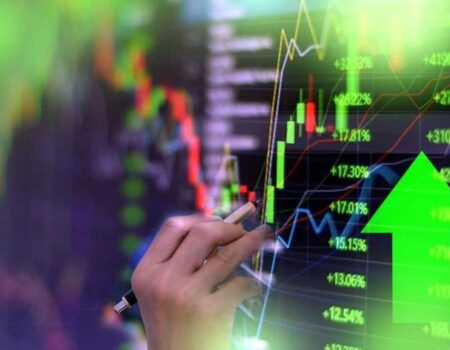 آشفتگی آسیا؛ چین در کانال نزولی، ژاپن با محرک مالی ریسک ین را بالا می‌برد