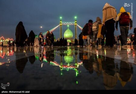 عکس/ حال و هوای مسجد جمکران در شب نیمه شعبان عکس/ حال و هوای مسجد جمکران در شب نیمه شعبان