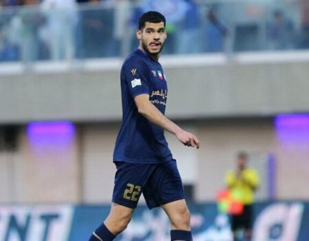 استقلال بازیکن ۷۰۰ هزار دلاری را رایگان از دست داد!