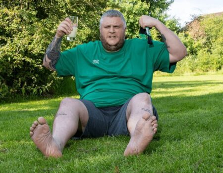 مسابقات جهانی کشتی با انگشت پا آغاز شد! +ویدیو