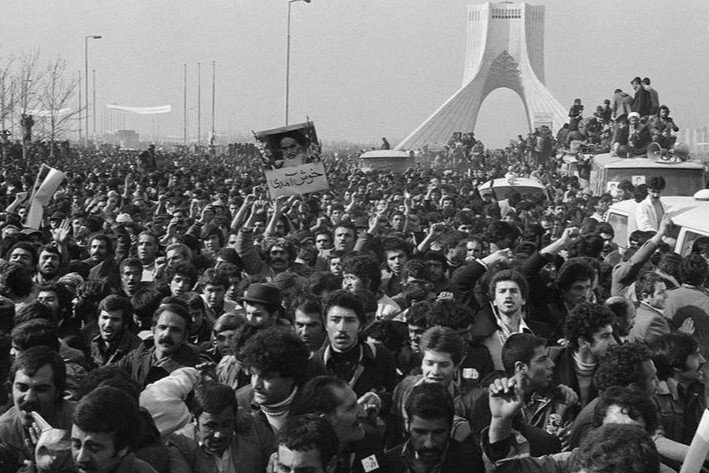 یک فنجان تاریخ بدون شکرِ/ شعار جاوید شاه یا چاپید شاه؟!