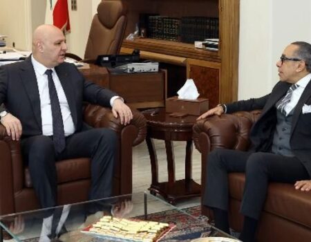 سفیر مصری: قاهره از موفقیت مذاکرات ایران و آمریکا حمایت می‌کند