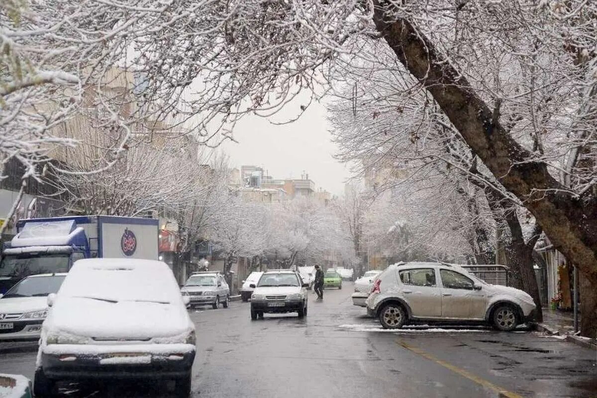 باران و برف تهران را فرامی‌گیرد