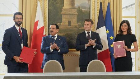 فرانسه و بحرین توافقنامه دفاعی امضا کردند